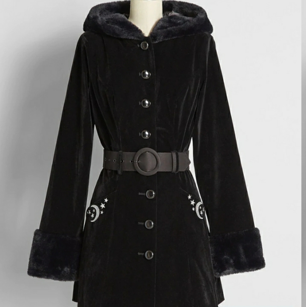 Modcloth Nocturnal Magic Faux Fur-Trim Coat 6(UK), 2(US)